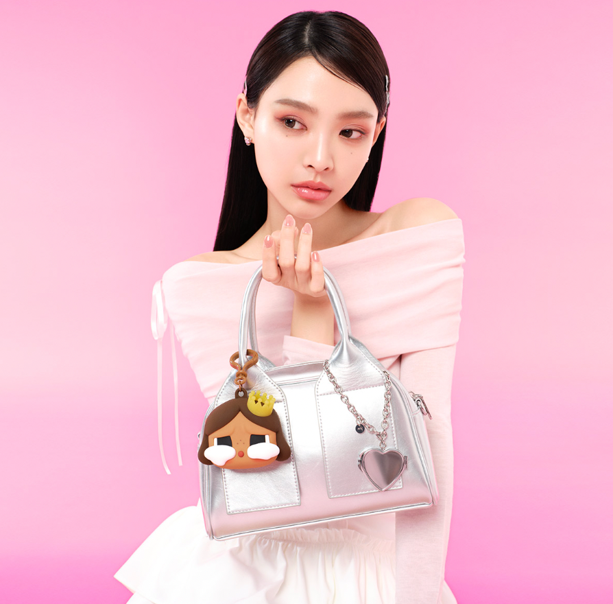 Popmart CRYBABY SHINY SHINY Series-Earphone Case