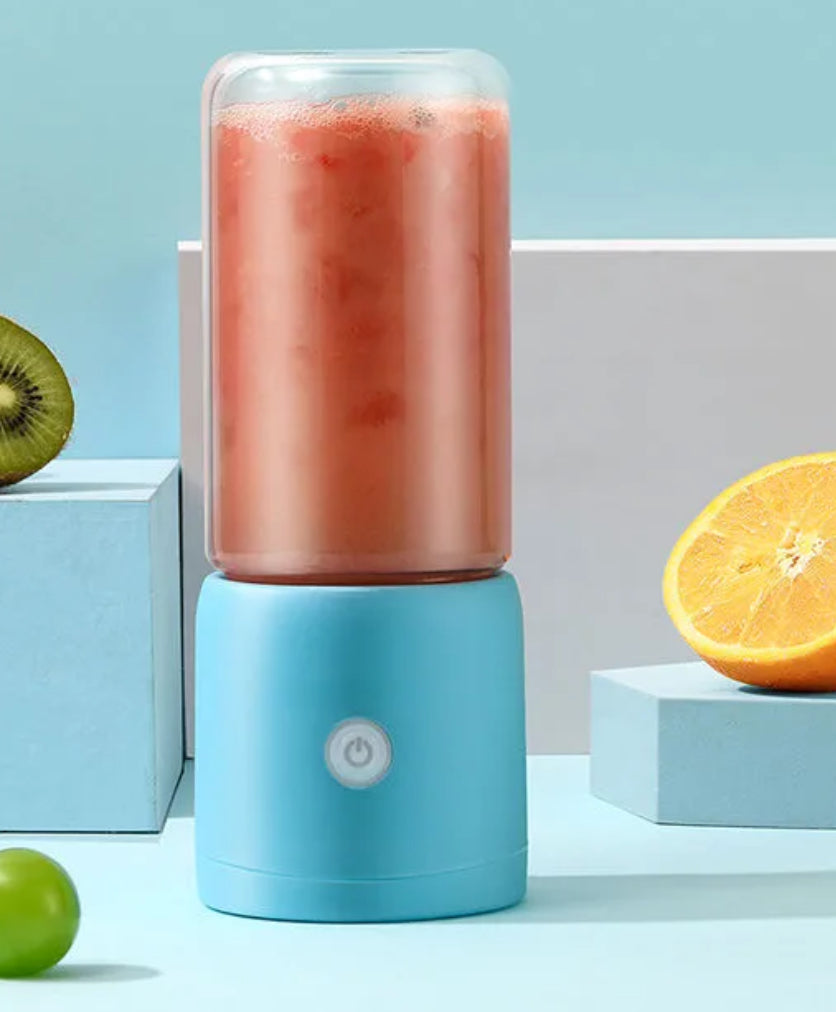 Mini Portable Juice Blender (Individual Blender for Gym Office Home Travel Pink)