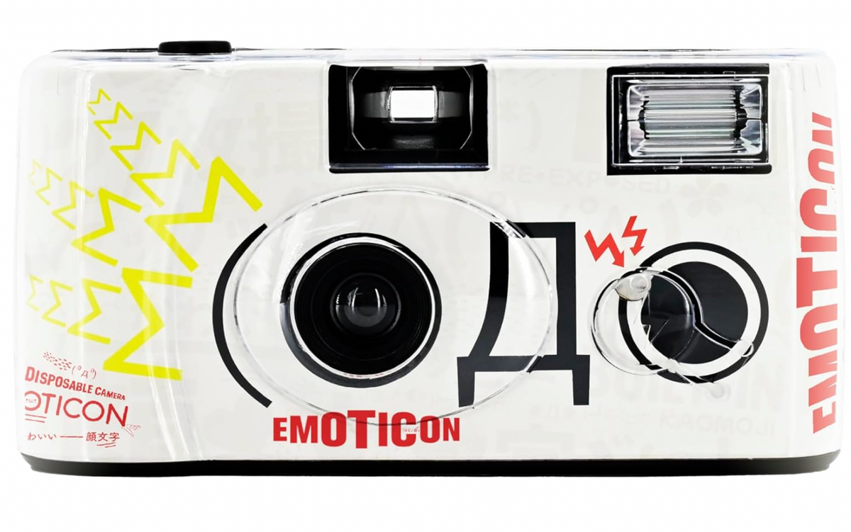 Retocolor Emoticon 400 35mm Disposable Film Camera 27EXP, ISO400, Color Negative Film, Focus Free, Easy to Use, Built in Flash, Single Use (Film and Battery Included)